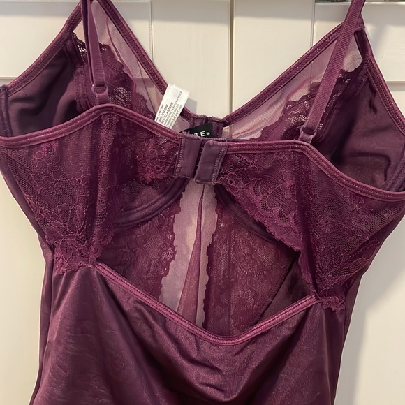 NWOT onesie - Picture 3 of 6